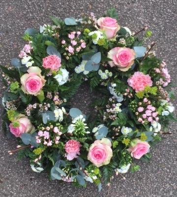 Pretty Pinks Wreath