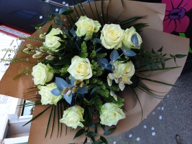 White Rose Handtied